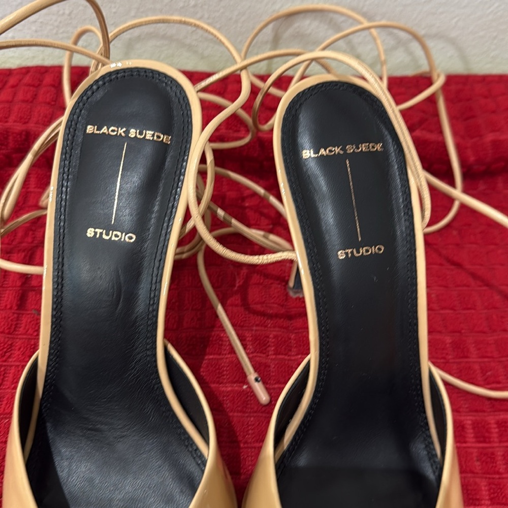 Black suede studio Bianca Sandal in Porcini Patent leather size 38.5/8.5 - Picture 2 of 9